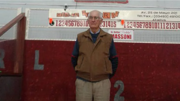 37251590_2074230359483007_138467696923639808_n