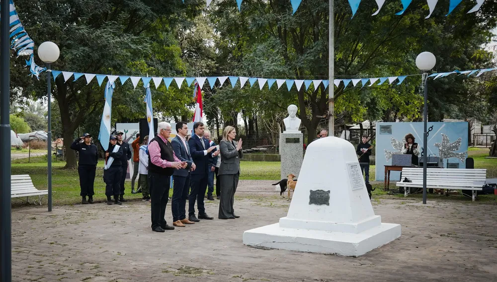 e064eddb-4a95-4fc1-8d86-8c8eec4b359f