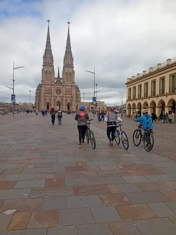 WhatsApp Image 2025-09-24 at 11.14.43