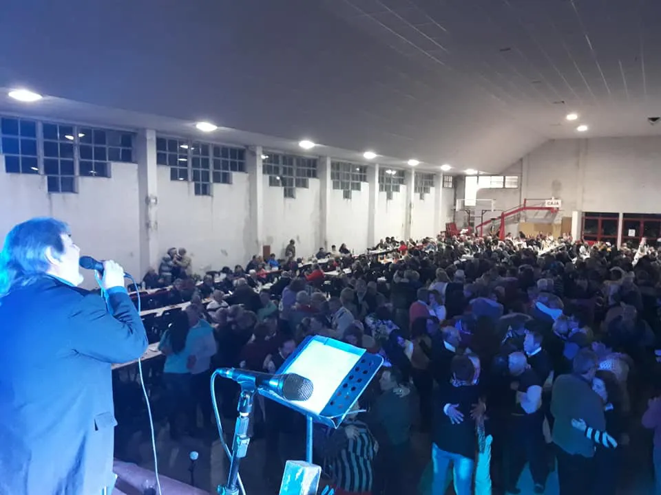 39588937_275400489854976_1739122632852242432_n