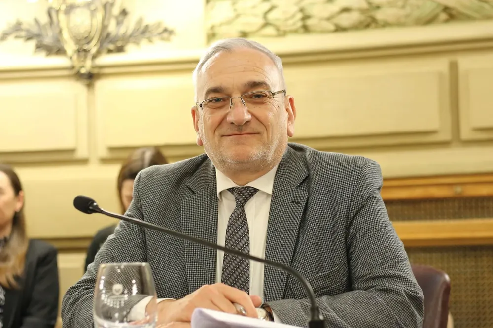 WhatsApp Image 2025-11-27 at 17.42.43