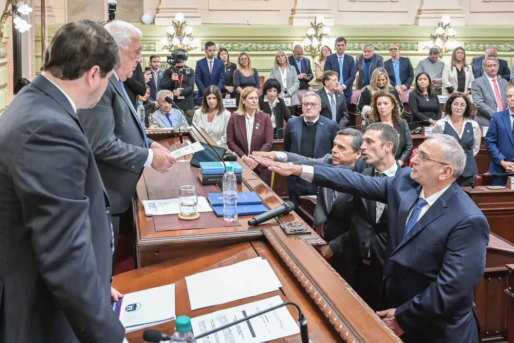 Alcides Calvo Jura Convencional Constituyente